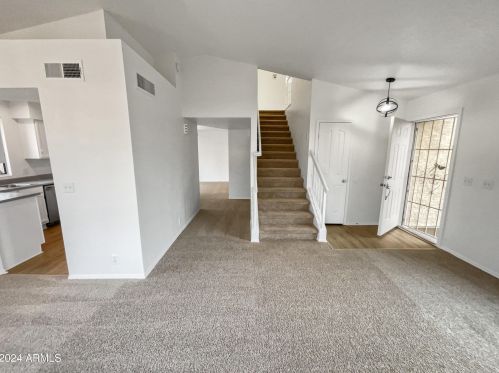 3930 Misty Willow Ln, Glendale AZ  85310-4030 exterior