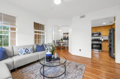 900 Timberwood, Irvine CA  92620-0269 exterior