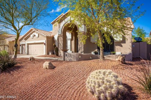 6372 Linda Ln, Chandler, AZ 85226-5850