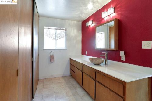 486 Quail Glen Dr, Oakley CA  94561-3942 exterior