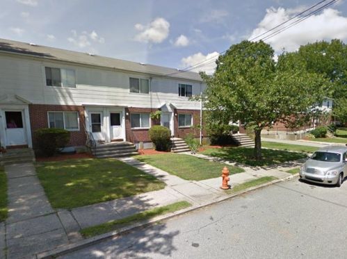 59 Federal St, United States Coast Guard Ac CT  06320-6606 exterior