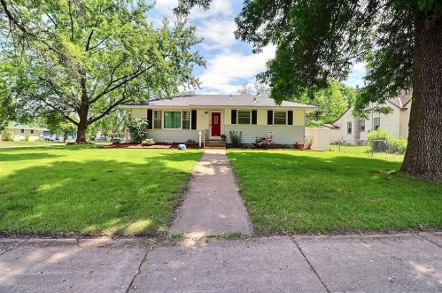 7236 Noble Ave, Minneapolis, MN 55429-1221