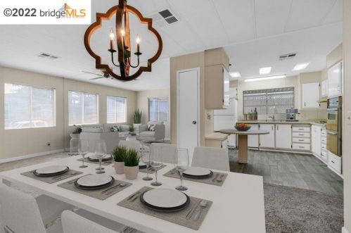 203 Queens Way, West Pittsburg, CA 94565-5429