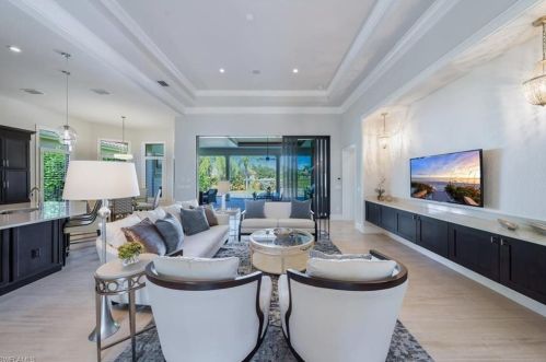 29006 Blaisdell Dr, Naples FL  34119-0930 exterior