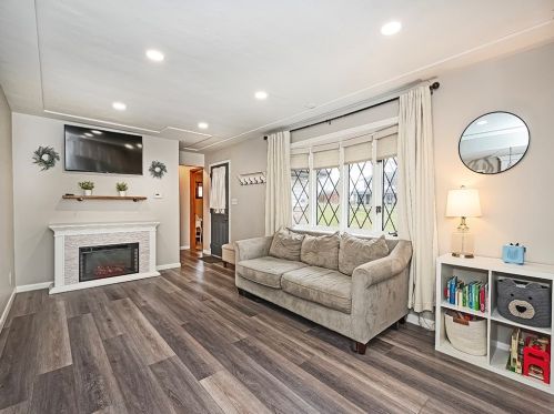119 Alcott Dr, Sewickley PA  15143-9527 exterior