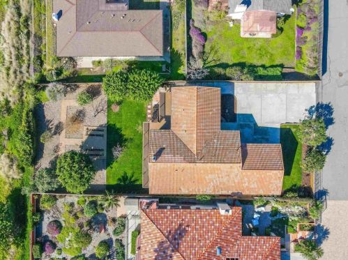 2063 Grandview St, Oceanside CA  92054-5618 exterior