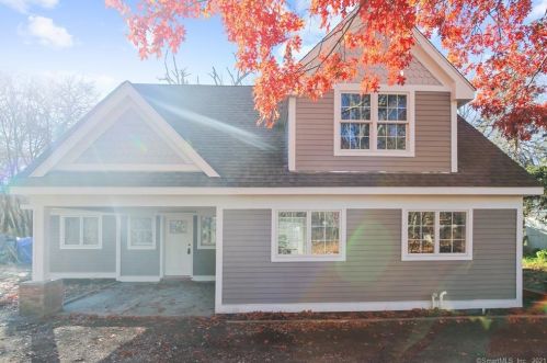 366 Stonington Rd, Stonington, CT 06378-2824