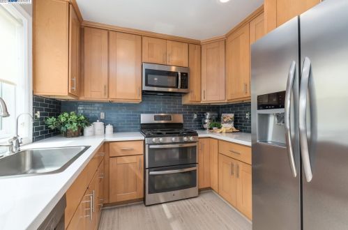 1416 Calle Enrique, Pleasanton CA 94566-5921 exterior