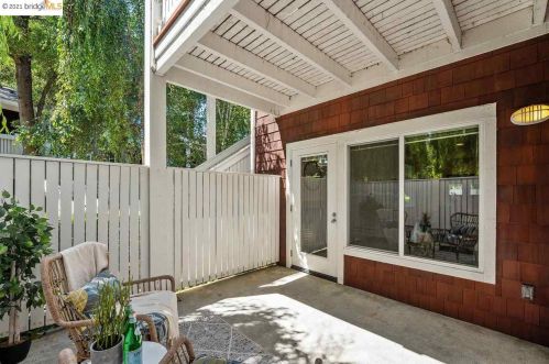 55 Bayside Ct, Richmond CA  94804-7443 exterior