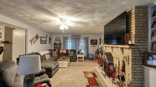 10272 Frd Rd, Cambridge OH  43725-9521 exterior