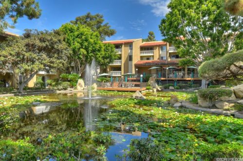 1801 Diamond St, San Diego, CA 92109-3355