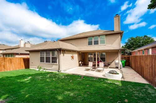 1728 Ringtail Dr, Oak Point, TX 75068-8485