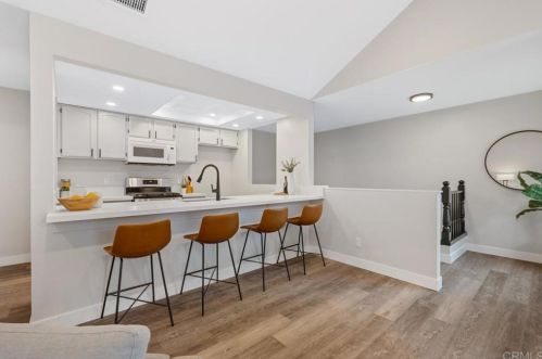 353 Windy Ln, Vista CA  92083-5766 exterior