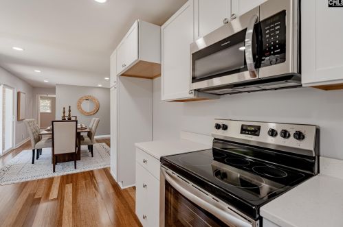 1712 Robin Crst Dr, Cayce-West Columbia SC  29169-5433 exterior