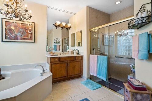 7038 Great Falls Cir, Boynton Beach FL  33437-3998 exterior