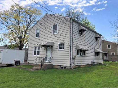 152 Fairview Dr, Kensington, CT 06037-1404
