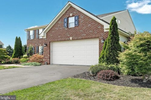 9 Tree Hollow Dr, Shrewsbury, PA 17361-1350