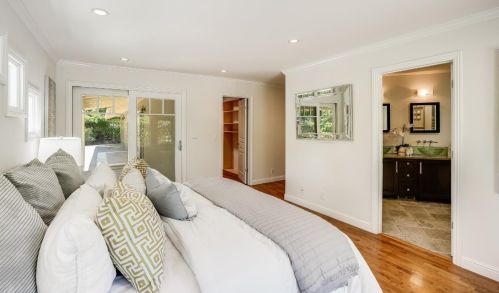 368 Fontainbleau Ter, Los Altos CA  94022-2229 exterior