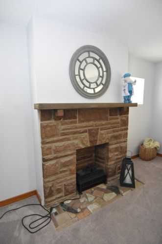 226 Marigold St, Whitaker PA  15120-2233 exterior