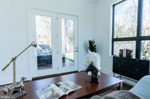 2219 Westmoreland St, Falls Church VA  22043-1701 exterior