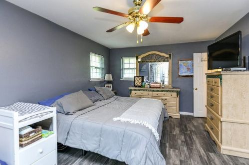 5617 Wedgmont Cir, Fort Worth TX  76133-2801 exterior