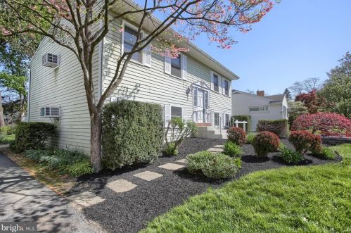 2820 Columbia Ave, Camp Hill, PA 17011-5216