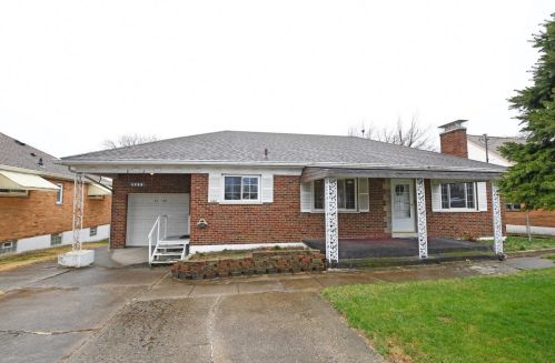 3369 Galbraith Rd, Cincinnati, OH 45239-3937