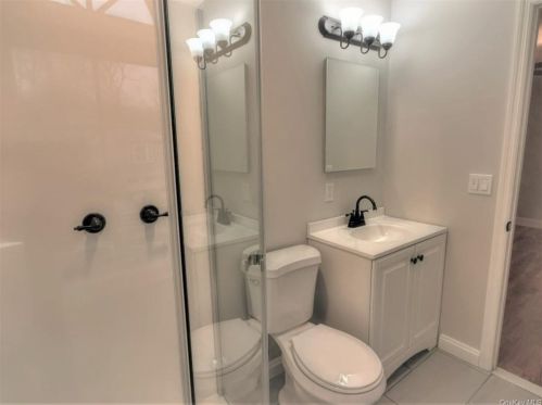 57 Lk Dr, Greenwood Lake NY  10925-2713 exterior