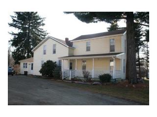1725 Kuntz Rd, Erie PA  16509-2641 exterior