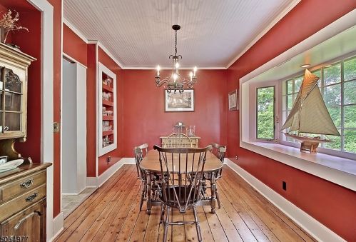 18 Old Highway 28, White House Station, NJ 08889-3612