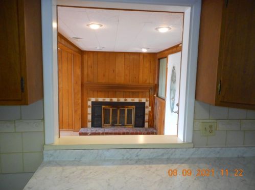 8383 Cheviot Rd, Cincinnati OH  45247-3803 exterior