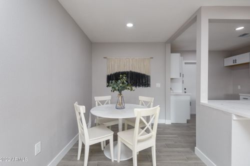 9409 4th Ave, Phoenix AZ  85021-2410 exterior