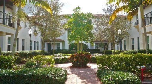 2667 118th Rd, Hollywood, FL 33025-0790