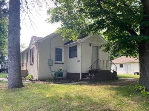 407 3rd St, New Johannesburg WI  54017-2012 exterior