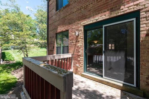 52 Paladin Dr, Wilmington, DE 19802-1710