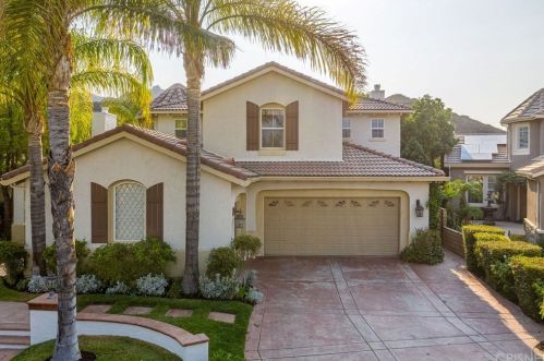 25015 Parasol Pl, Santa Clarita, CA 91381-1815