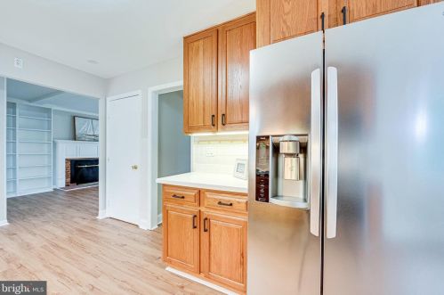 626 Worchester St, Herndon VA  20170-3139 exterior