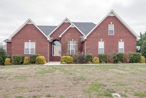 80 Bryan Dr, Winchester, TN 37398-5400