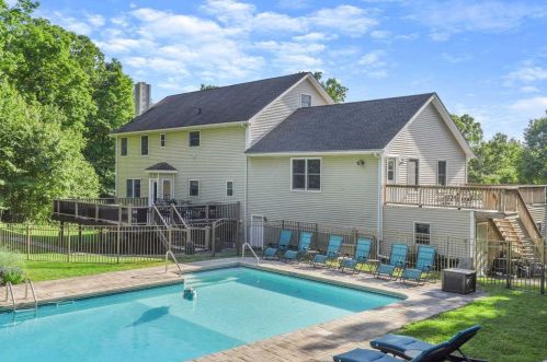 458 Depot Hill Rd, Poughquag NY  12570-5766 exterior