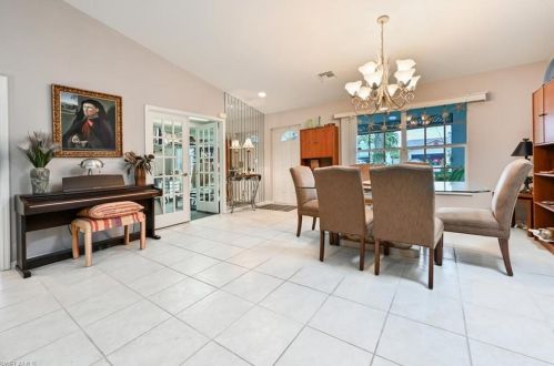 857 Charlemagne Blvd, Naples, FL 34112-7130