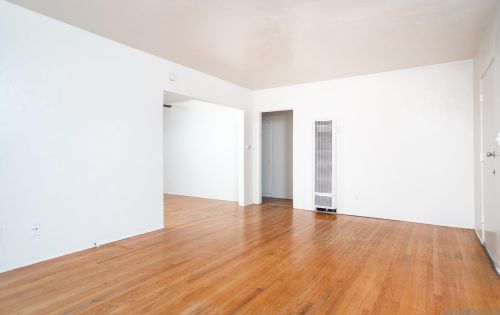 5966 Linnet St, San Diego CA 92114-4122 exterior