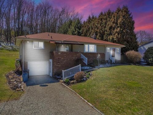 727 William Dr, Trafford, PA 15085-1622