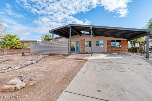 5066 Cooper St, Tucson, AZ 85711-3622