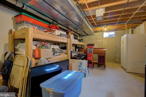 1 Diprinzio Dr, Pottstown PA  19464-2038 exterior