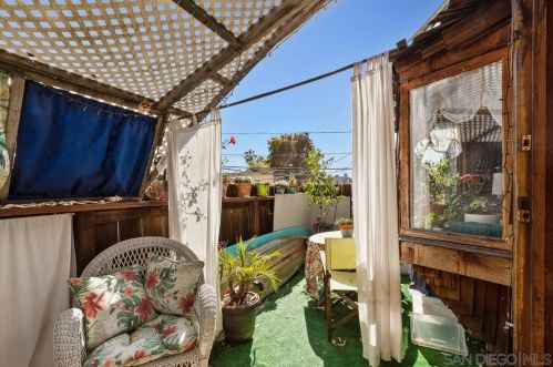 4273 Dawes St, San Diego CA 92109-1230 exterior