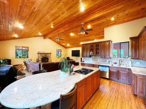 4116 Blackhawk Dr, Willits CA  95490-8777 exterior