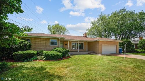8434 Parrish Pl, Hammond, IN 46322-1441