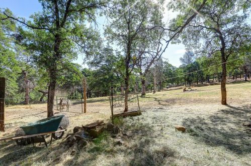 23239 Soili Rd, Grass Valley CA  95949-7620 exterior