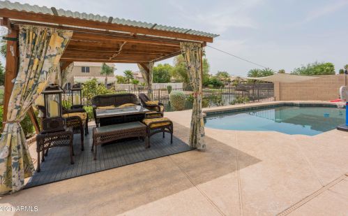 6007 Potter Dr, Glendale AZ  85308-6728 exterior