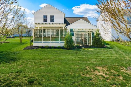 1180 Weeping Willow Ct, Blacklick OH  43004-5013 exterior